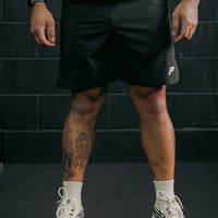 Performance Shorts 7" in Black