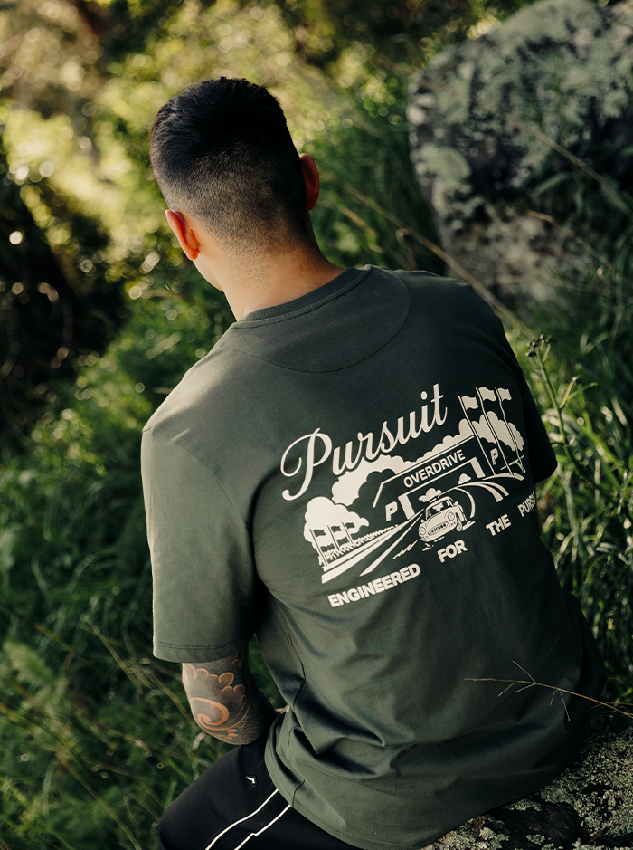 Track Tee in Grounded