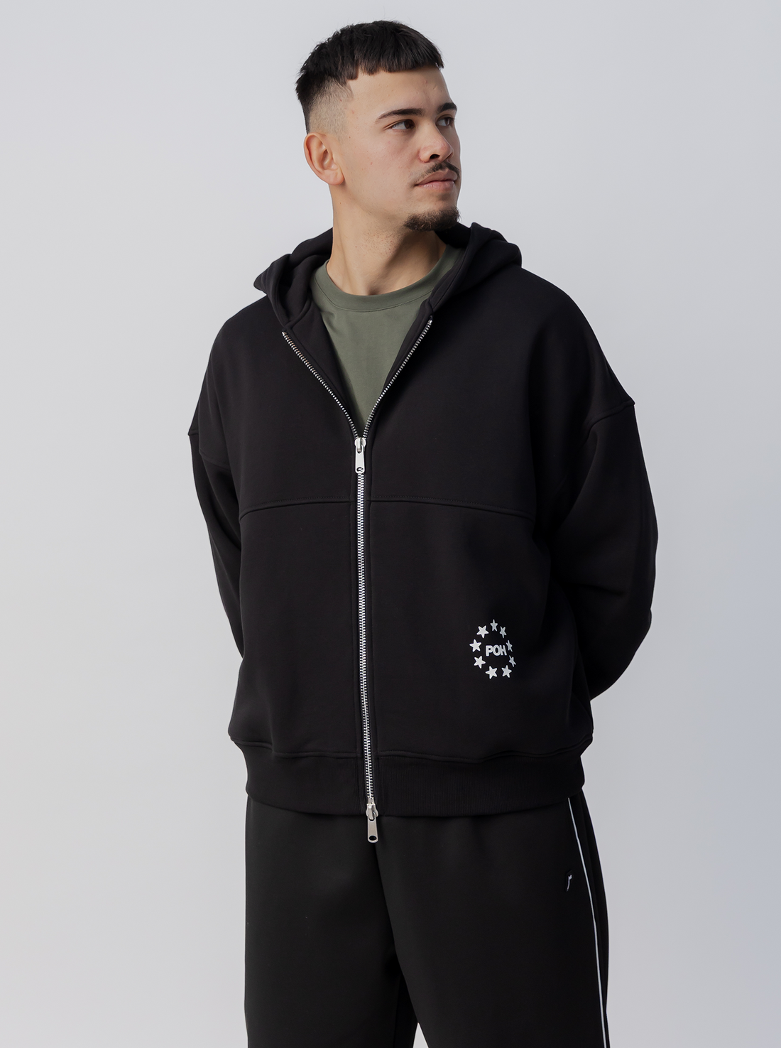 Star Heavyweight Zip Up in Court Black