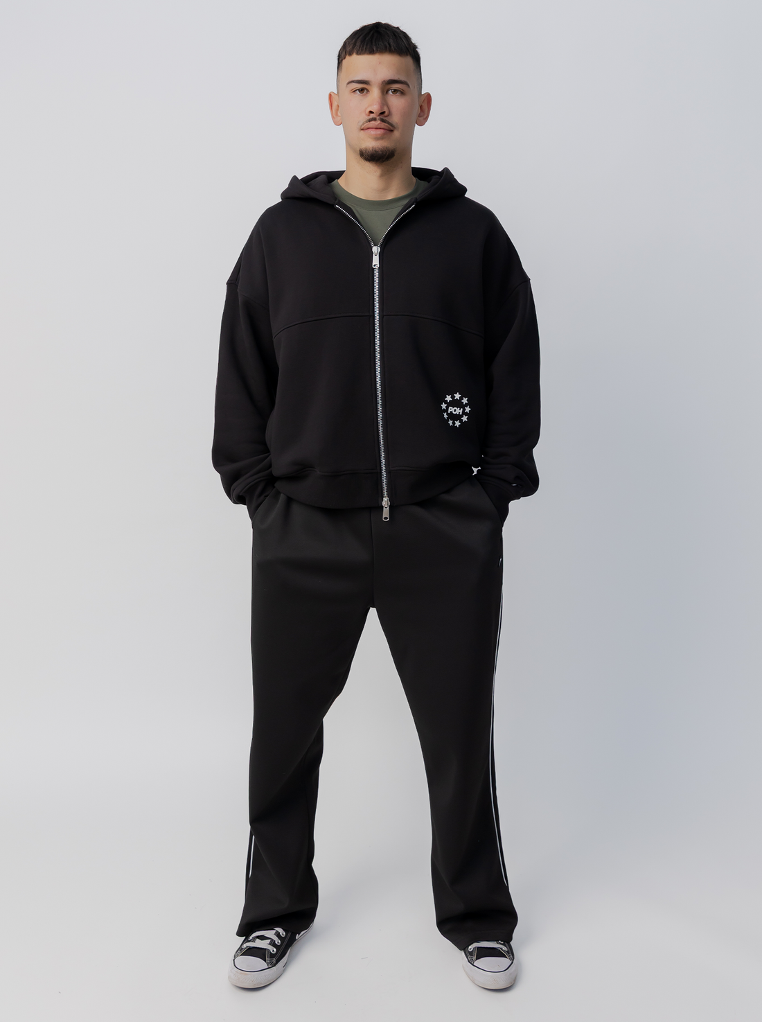 Star Heavyweight Zip Up in Court Black