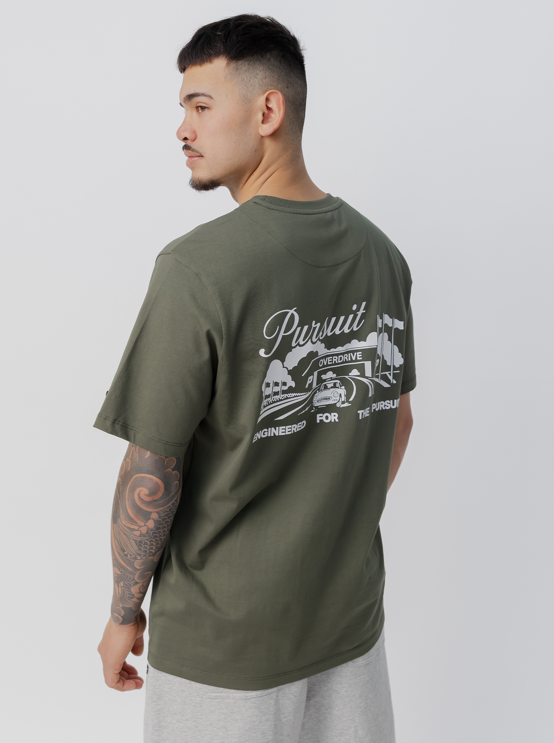 Track Tee in Grounded