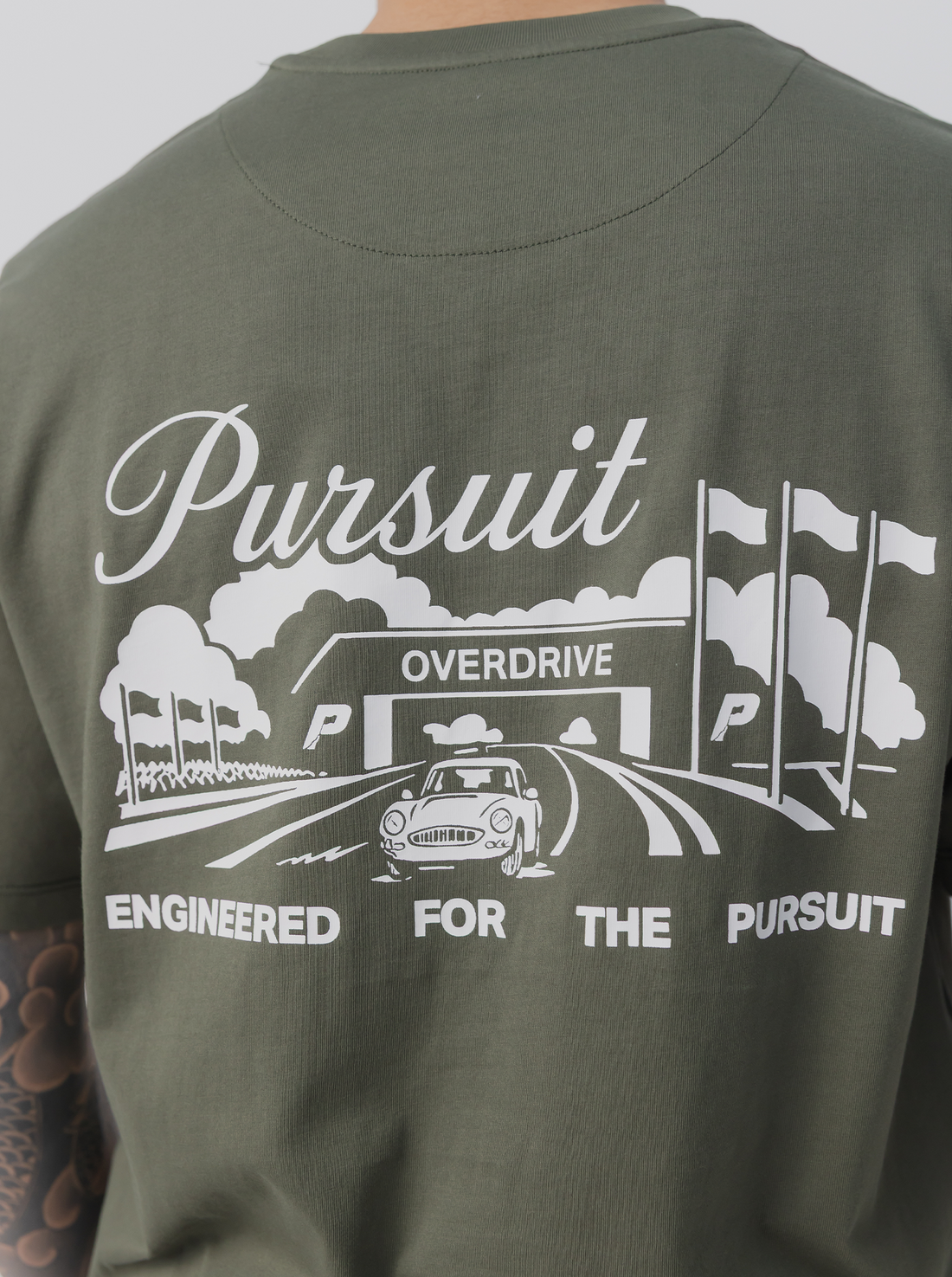 Track Tee in Grounded